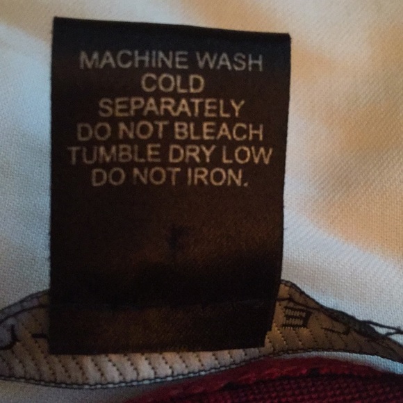 💲🔻EUC Red Wrap Top with Handkerchief Hemline - Picture 5 of 6